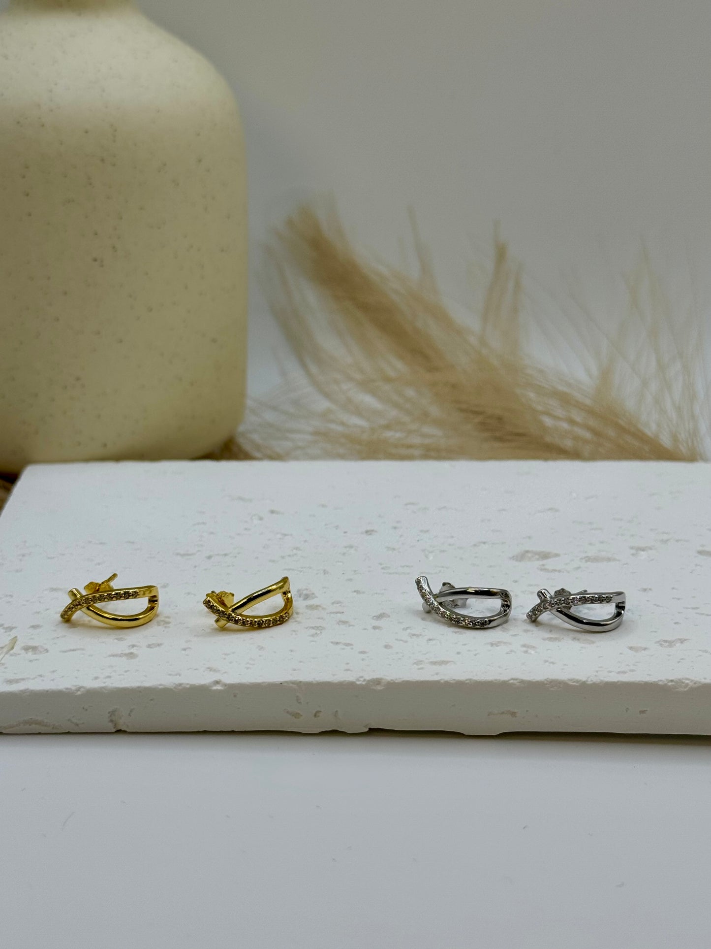 Cross Knot Stud